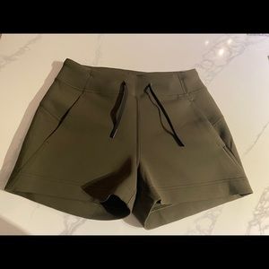 Lululemon On The Fly Shorts Size 6 Olive - NWOT